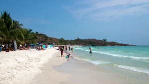 thailand-pattaya-sai-kaew-beach-wet-sand
